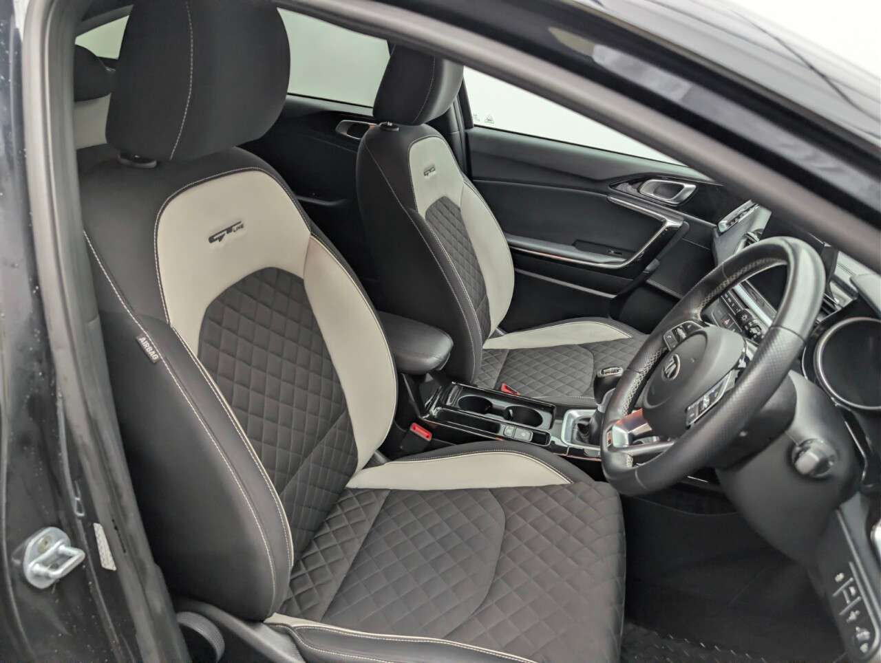 2019 KIA PROCEED 2019 KIA PROCEED