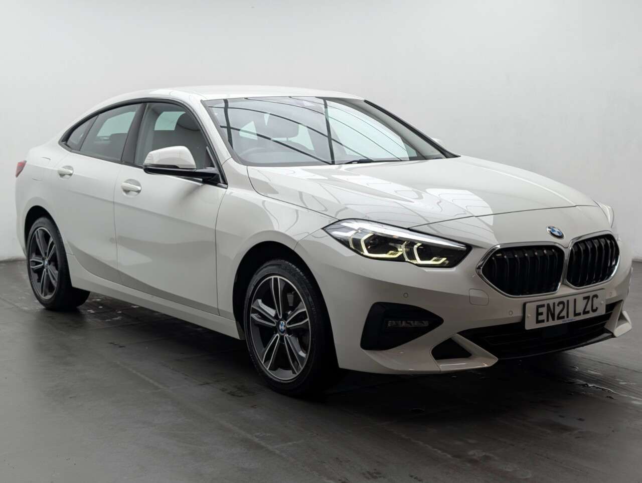 A 2021 BMW 2 SERIES GRAN COUPE 1.5 218i Sport (LCP) Saloon 4dr Petrol Manual Euro 6 (s/s) (136 ps) APPLE C A 2021 BMW 2 SERIES GRAN COUPE 1.5 218i Sport (LCP) Saloon 4dr Petrol Manual Euro 6 (s/s) (136 ps) APPLE C