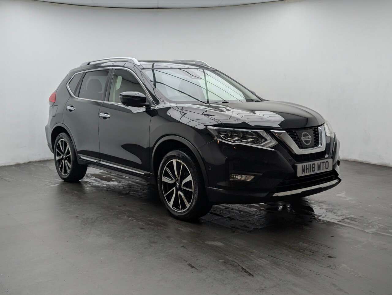 A 2018 NISSAN X-TRAIL 1.6 dCi Tekna SUV 5dr Diesel Manual Euro 6 (s/s) (130 ps) PANORAMIC ROOF+HE A 2018 NISSAN X-TRAIL 1.6 dCi Tekna SUV 5dr Diesel Manual Euro 6 (s/s) (130 ps) PANORAMIC ROOF+HE