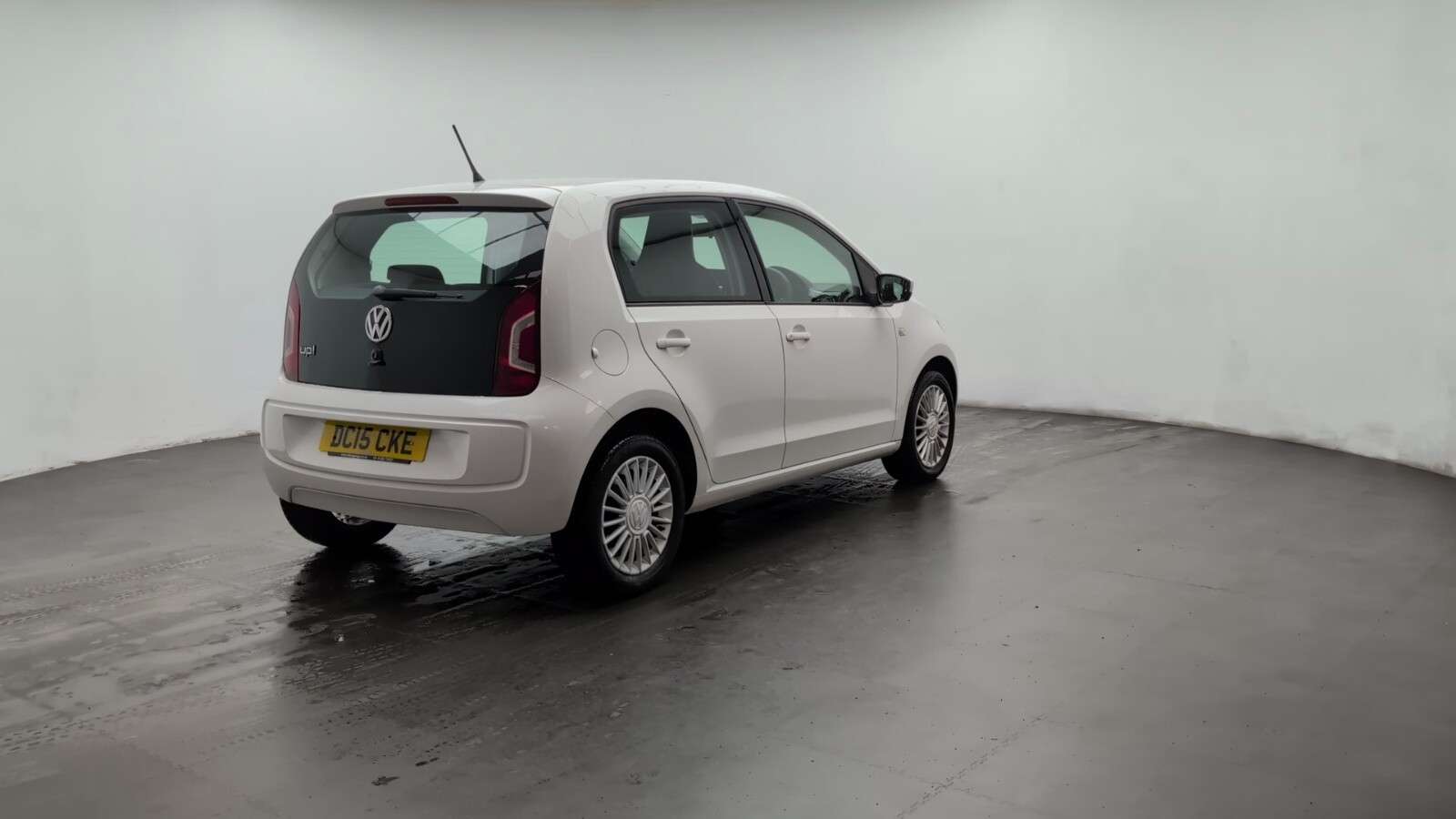 2015 VOLKSWAGEN UP! 2015 VOLKSWAGEN UP!