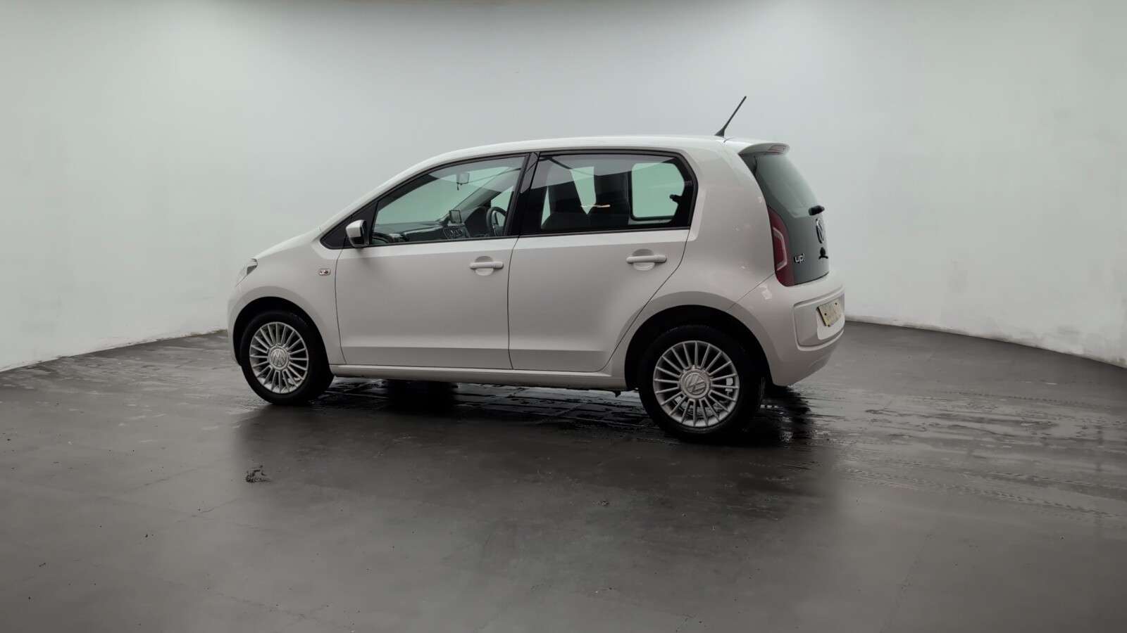 2015 VOLKSWAGEN UP! 2015 VOLKSWAGEN UP!