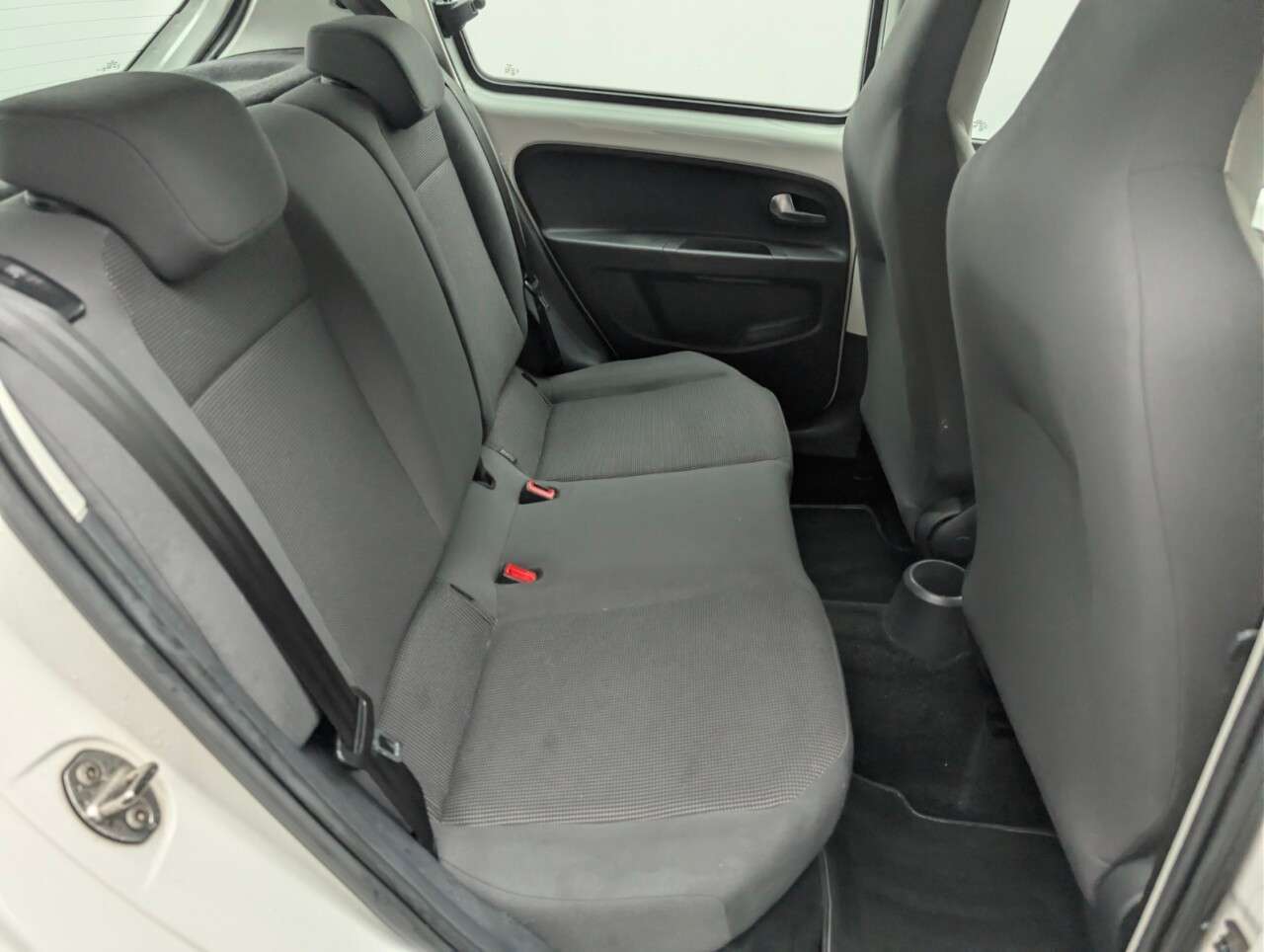 2015 VOLKSWAGEN UP! 2015 VOLKSWAGEN UP!