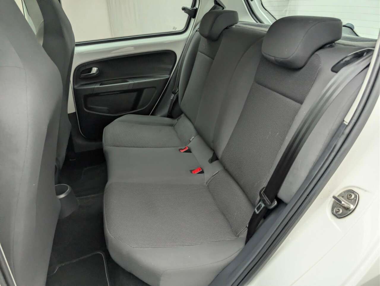 2015 VOLKSWAGEN UP! 2015 VOLKSWAGEN UP!