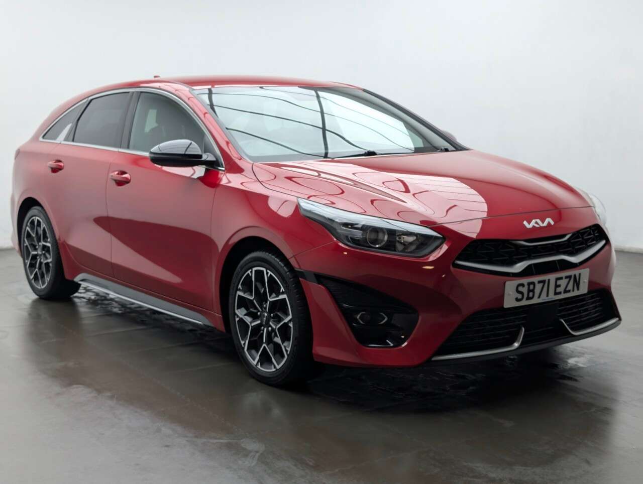 A 2022 KIA PROCEED 1.5 T-GDi GT-Line Shooting Brake 5dr Petrol Manual Euro 6 (s/s) (158 bhp) H A 2022 KIA PROCEED 1.5 T-GDi GT-Line Shooting Brake 5dr Petrol Manual Euro 6 (s/s) (158 bhp) H