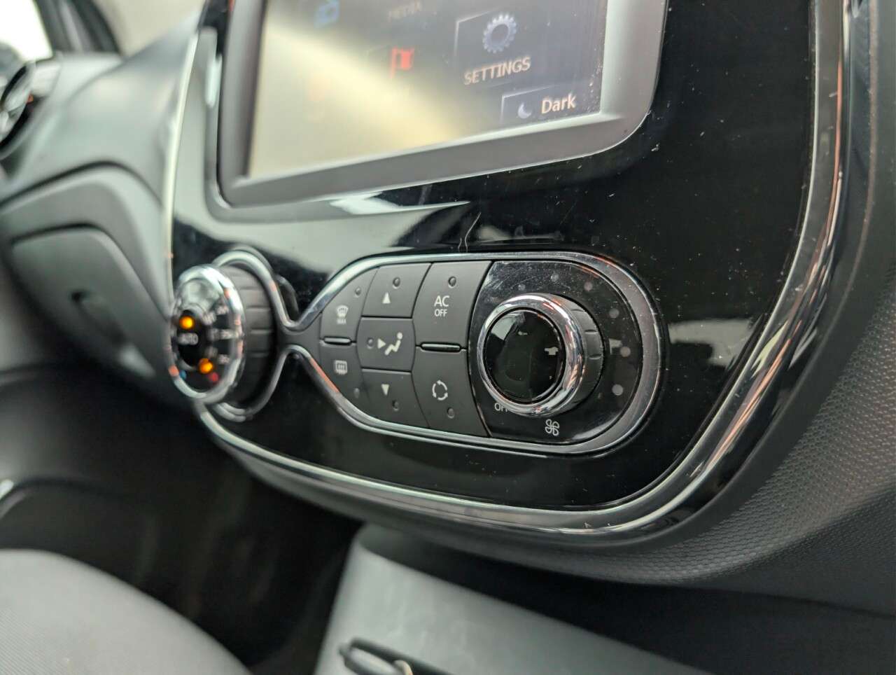 2015 RENAULT CAPTUR 2015 RENAULT CAPTUR