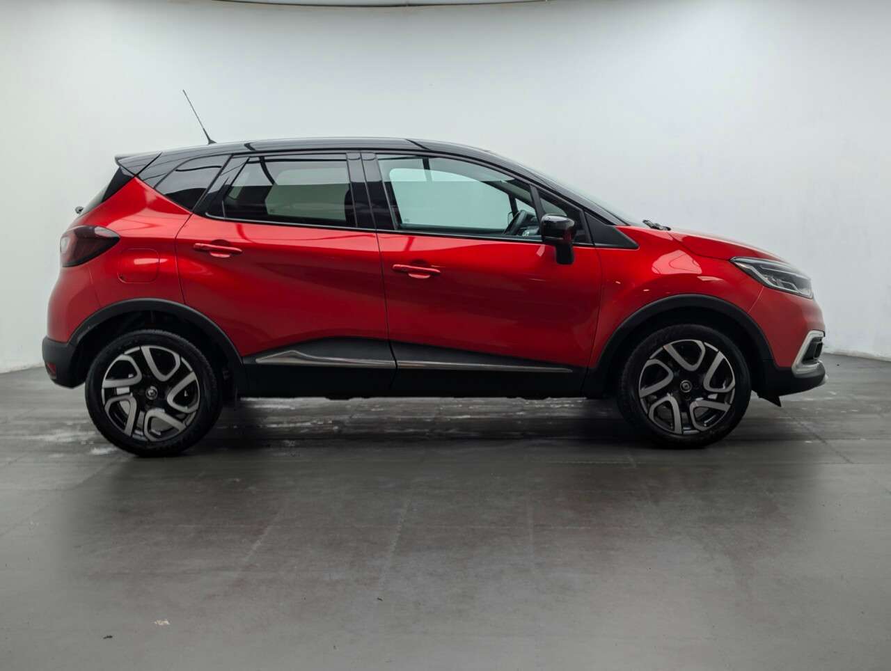 2018 RENAULT CAPTUR 2018 RENAULT CAPTUR