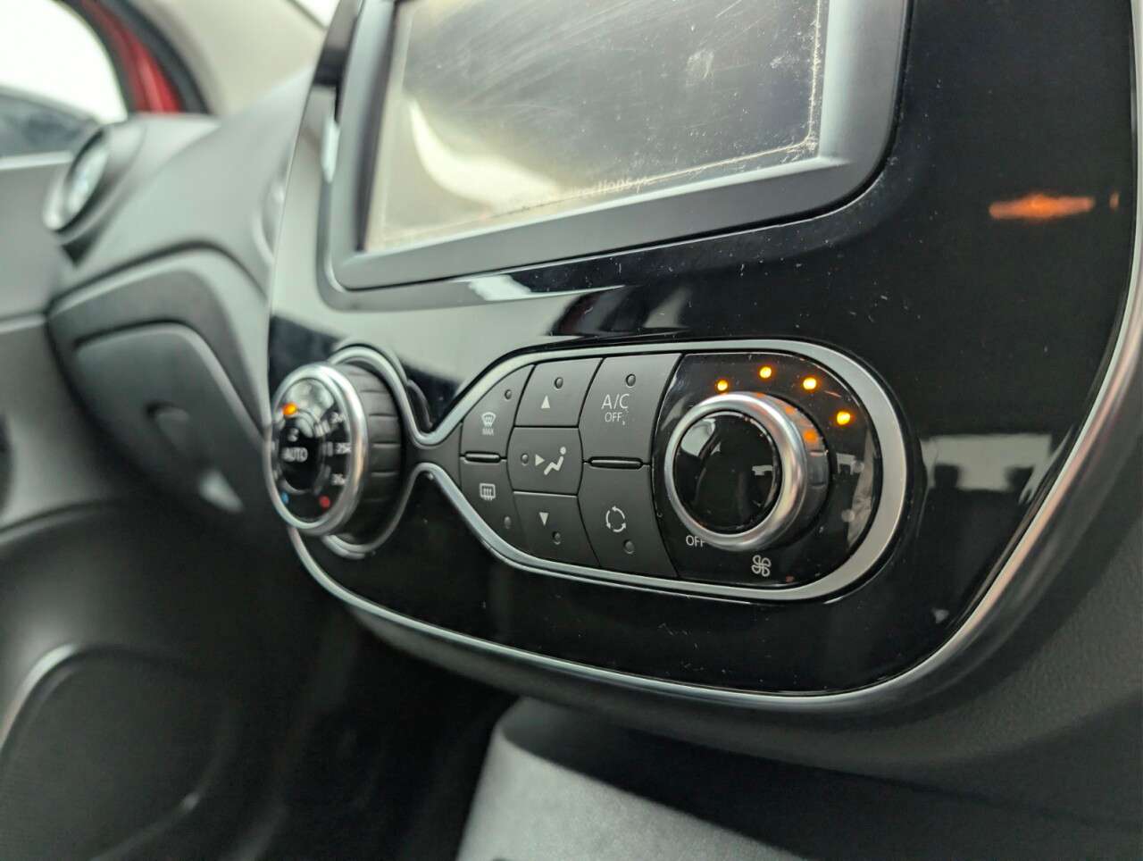 2018 RENAULT CAPTUR 2018 RENAULT CAPTUR