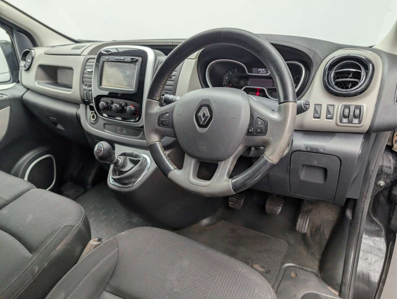 2017 RENAULT TRAFIC 2017 RENAULT TRAFIC