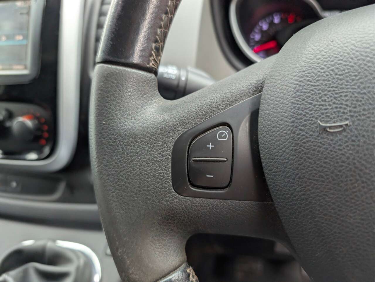 2017 RENAULT TRAFIC 2017 RENAULT TRAFIC