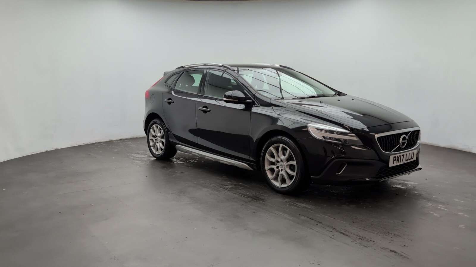 2017 VOLVO V40 CROSS COUNTRY 2017 VOLVO V40 CROSS COUNTRY