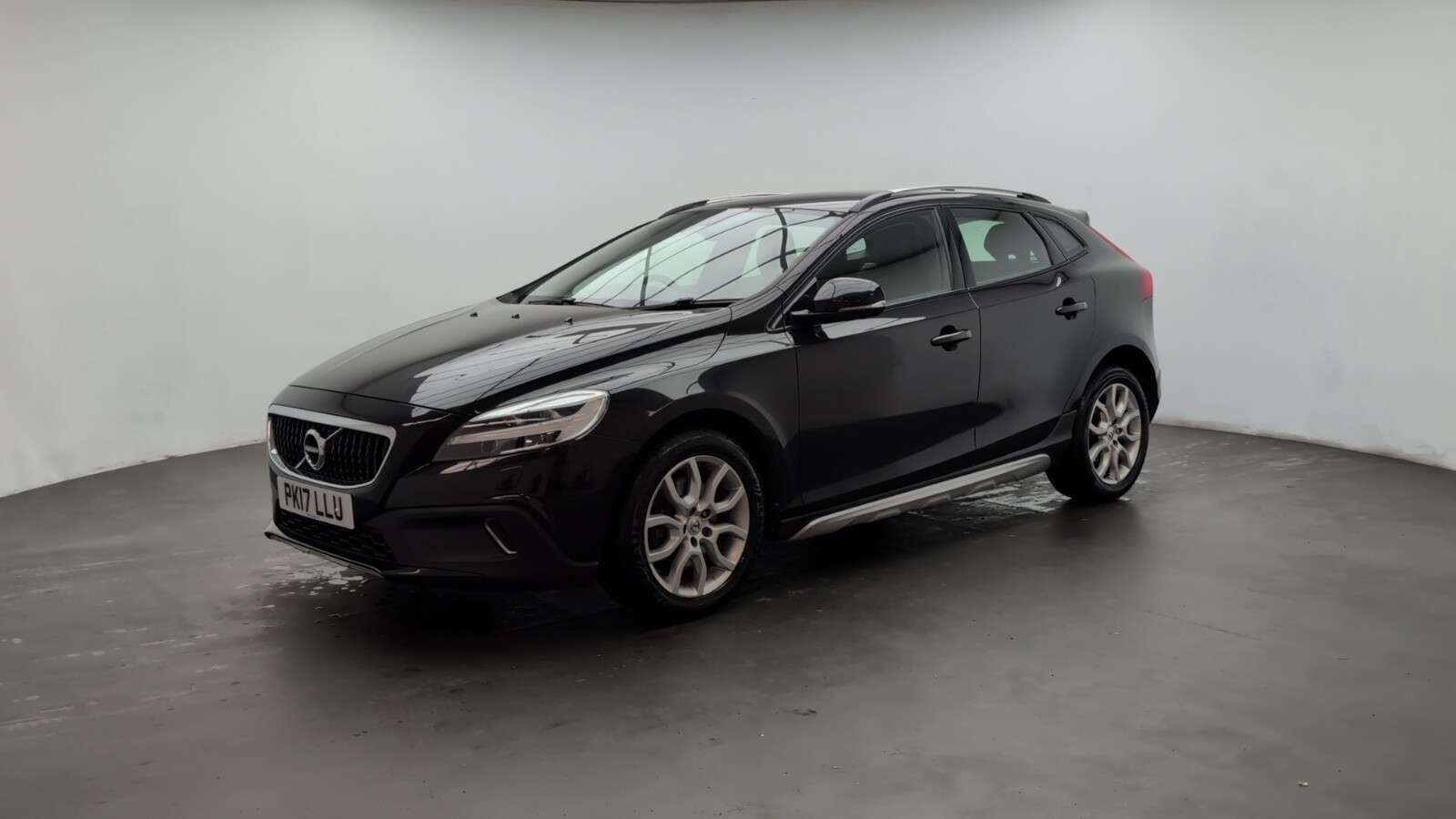 2017 VOLVO V40 CROSS COUNTRY 2017 VOLVO V40 CROSS COUNTRY