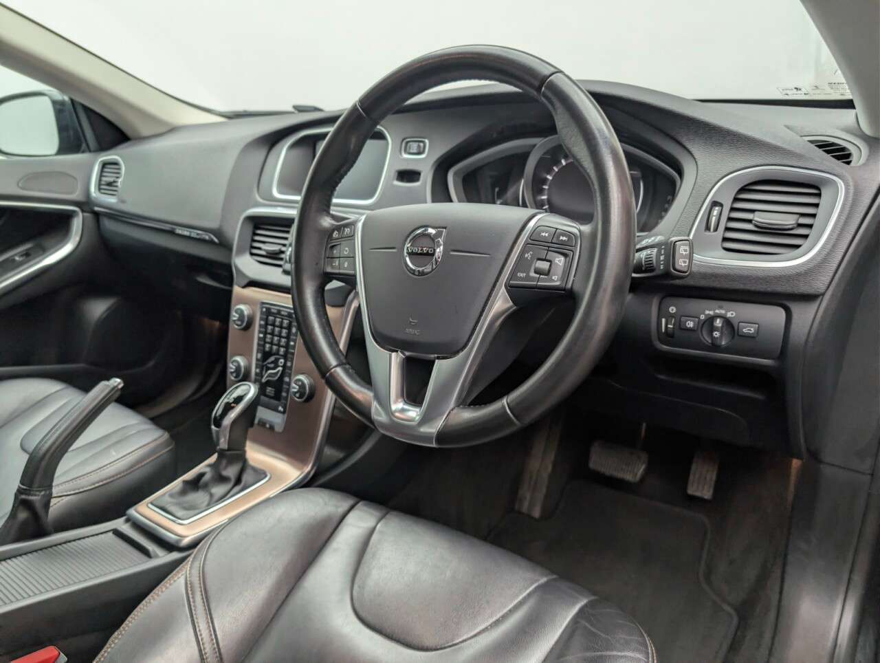 2017 VOLVO V40 CROSS COUNTRY 2017 VOLVO V40 CROSS COUNTRY