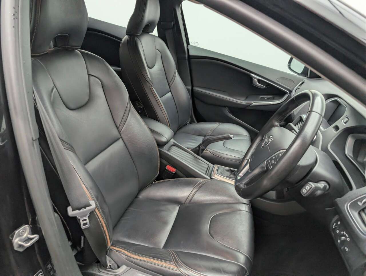 2017 VOLVO V40 CROSS COUNTRY 2017 VOLVO V40 CROSS COUNTRY