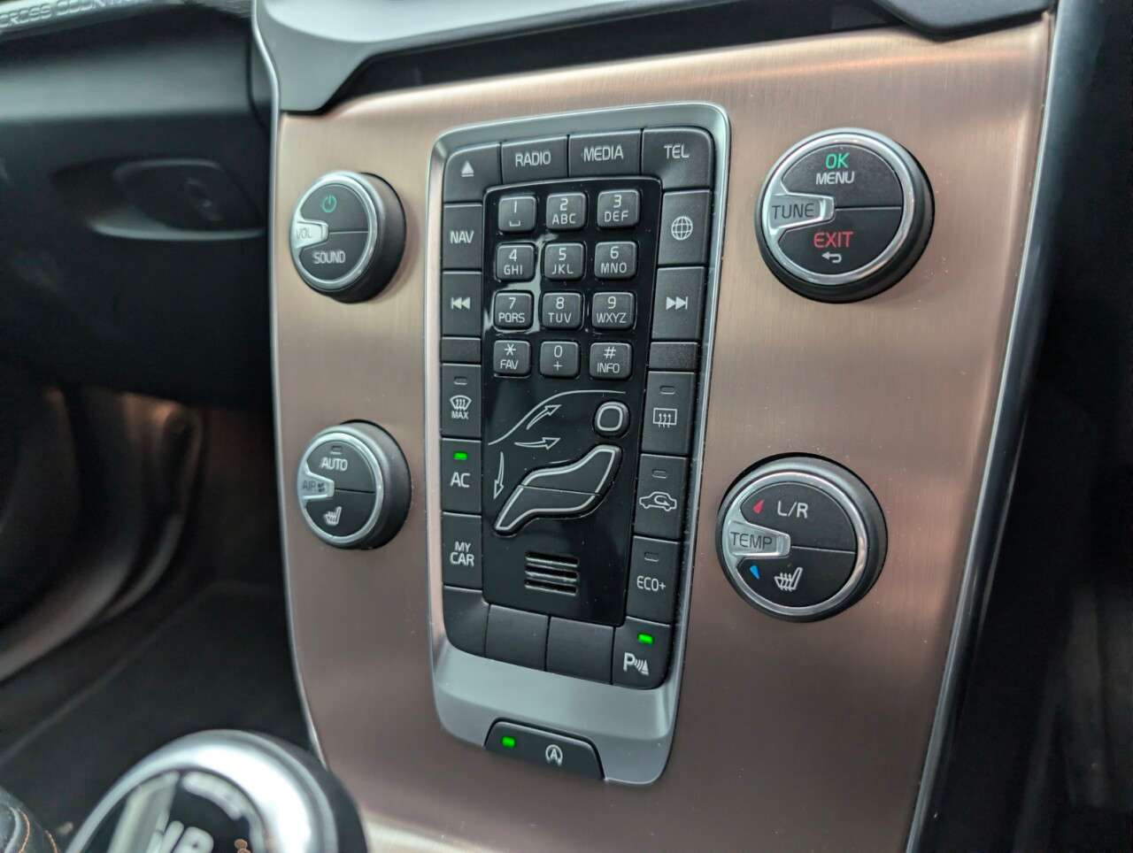 2017 VOLVO V40 CROSS COUNTRY 2017 VOLVO V40 CROSS COUNTRY