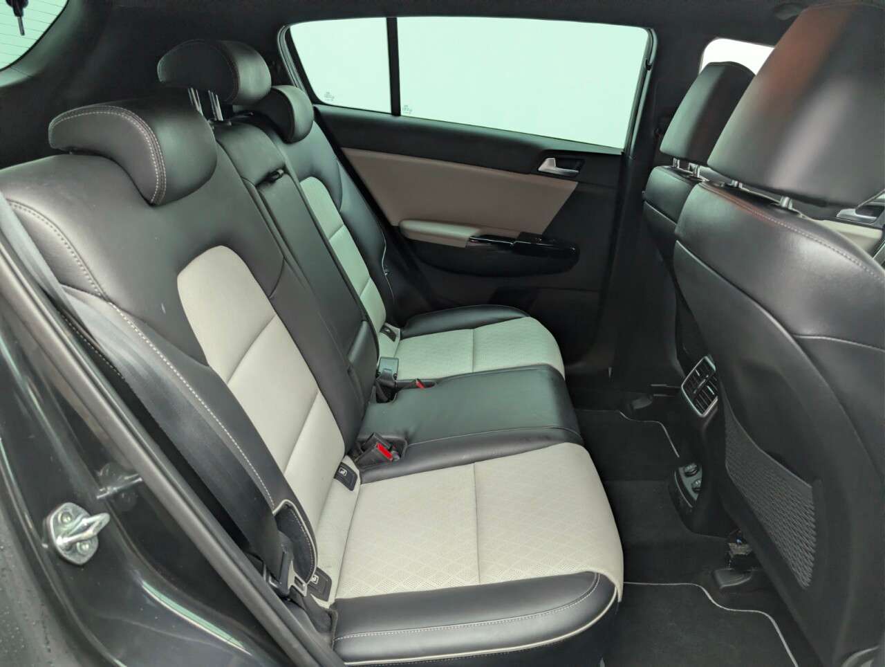 2021 KIA SPORTAGE 2021 KIA SPORTAGE