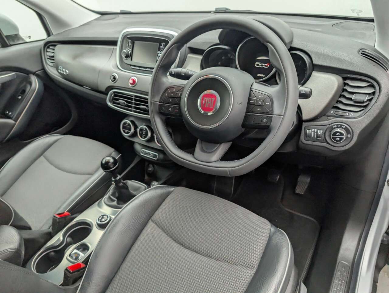 2017 FIAT 500X 2017 FIAT 500X