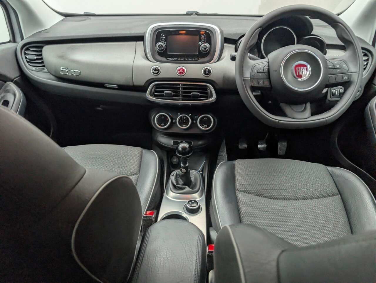 2017 FIAT 500X 2017 FIAT 500X