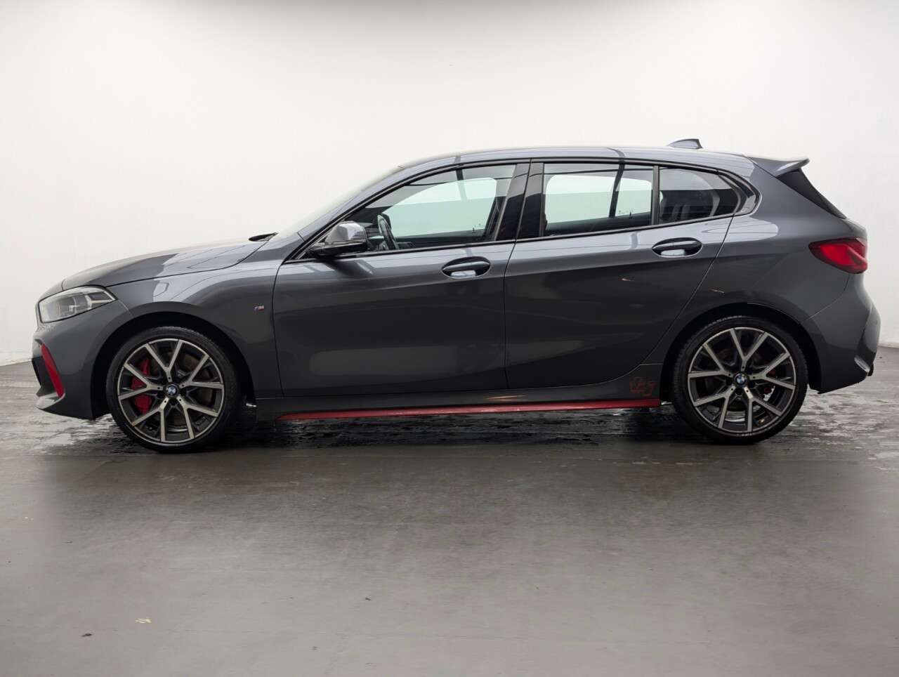 2021 BMW 1 SERIES 2021 BMW 1 SERIES