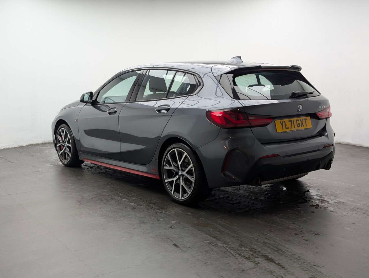 2021 BMW 1 SERIES 2021 BMW 1 SERIES