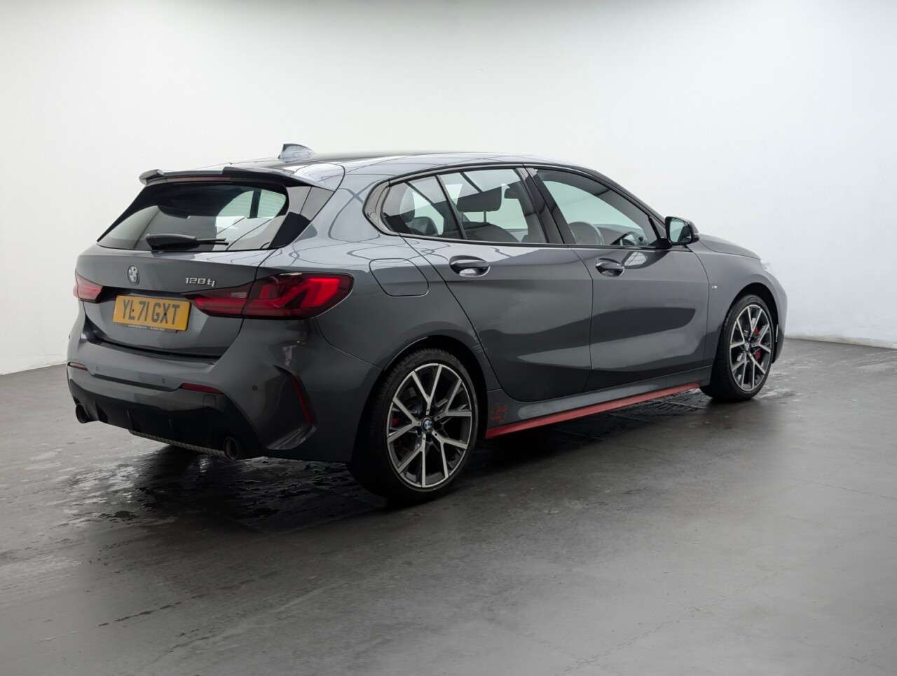 2021 BMW 1 SERIES 2021 BMW 1 SERIES