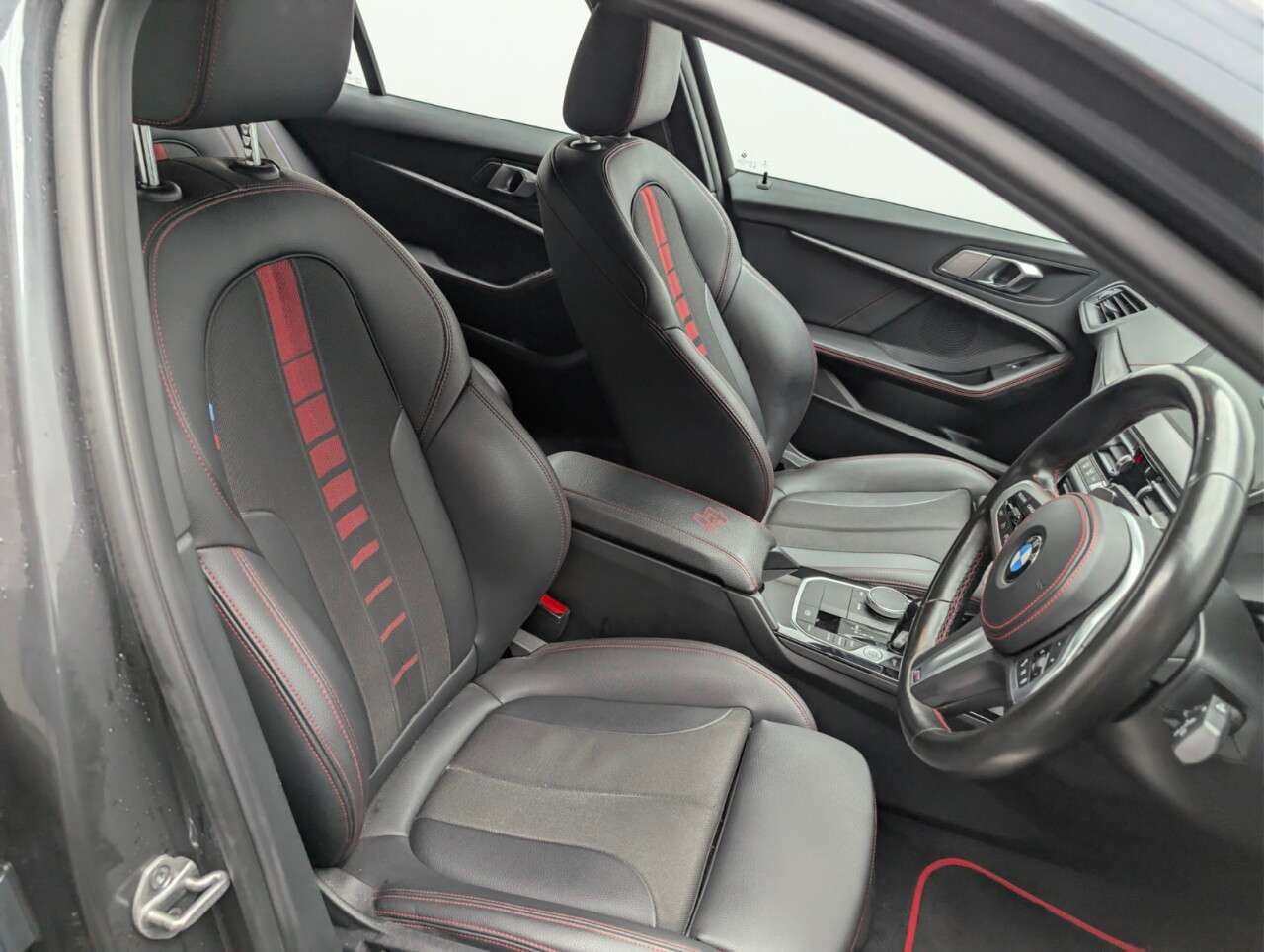 2021 BMW 1 SERIES 2021 BMW 1 SERIES