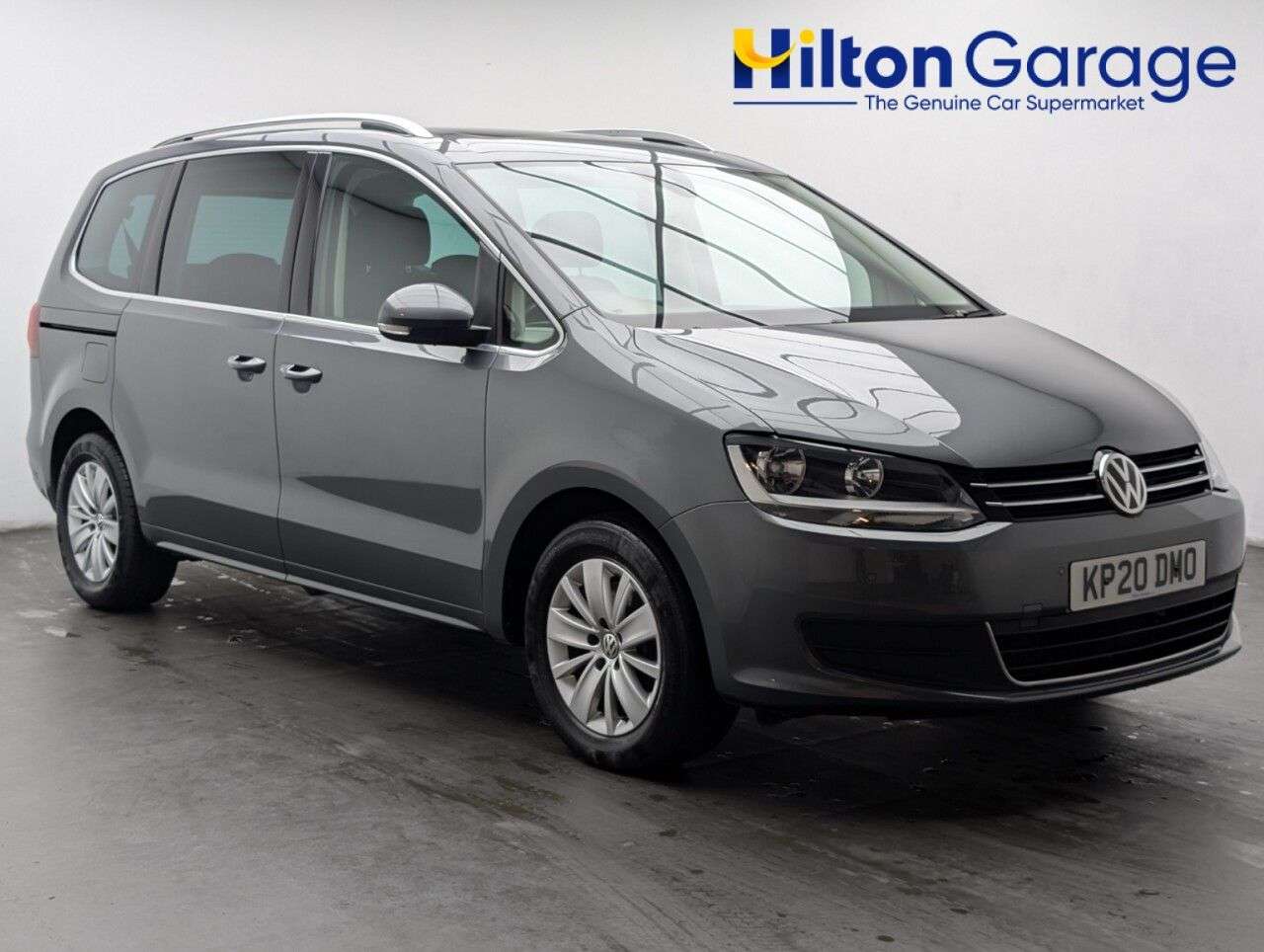 A 2020 VOLKSWAGEN SHARAN 2.0 TDI SE Nav MPV 5dr Diesel DSG Euro 6 (s/s) (150 ps) PARKING SENSORS + L A 2020 VOLKSWAGEN SHARAN 2.0 TDI SE Nav MPV 5dr Diesel DSG Euro 6 (s/s) (150 ps) PARKING SENSORS + L