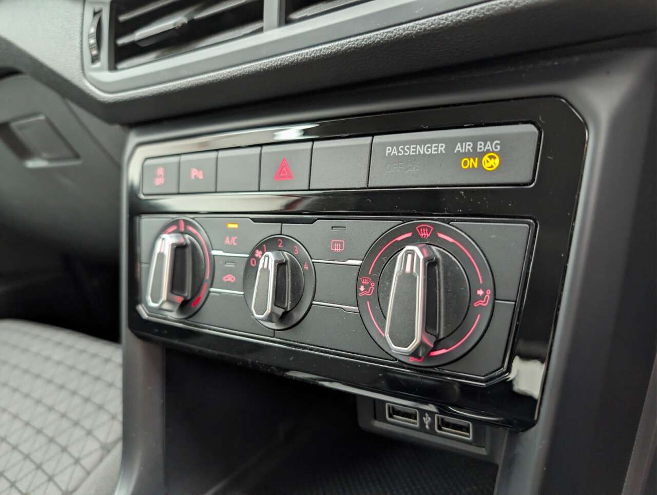 2020 VOLKSWAGEN T-CROSS 2020 VOLKSWAGEN T-CROSS