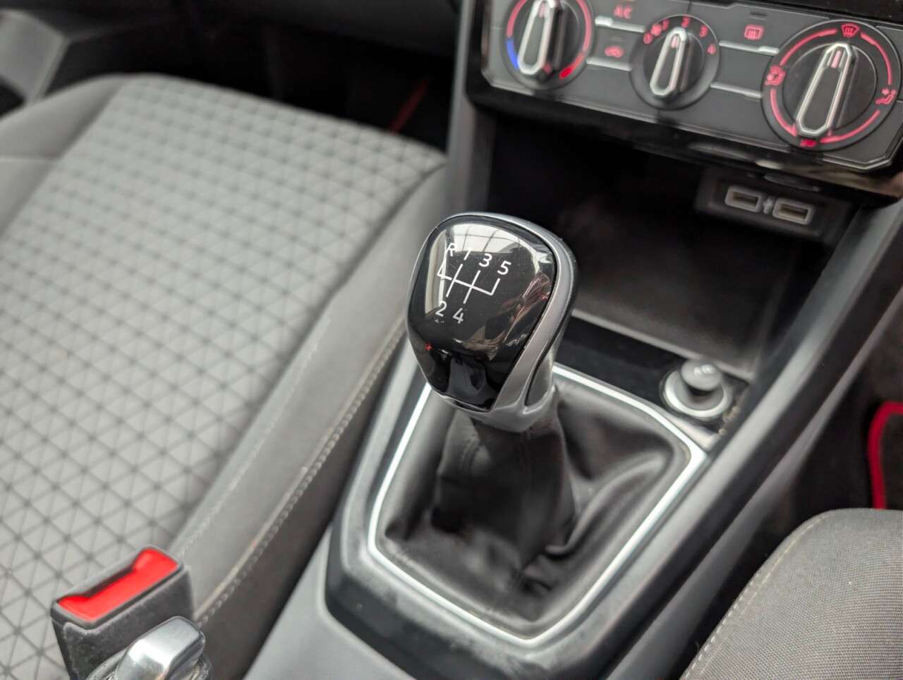 2020 VOLKSWAGEN T-CROSS 2020 VOLKSWAGEN T-CROSS