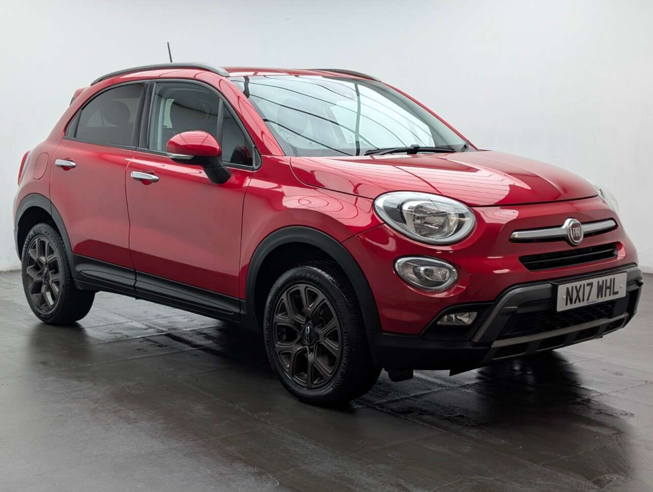 A 2017 FIAT 500X 2.0 MultiJetII Cross SUV 5dr Diesel Auto 4WD Euro 6 (s/s) (140 ps) REAR PAR A 2017 FIAT 500X 2.0 MultiJetII Cross SUV 5dr Diesel Auto 4WD Euro 6 (s/s) (140 ps) REAR PAR