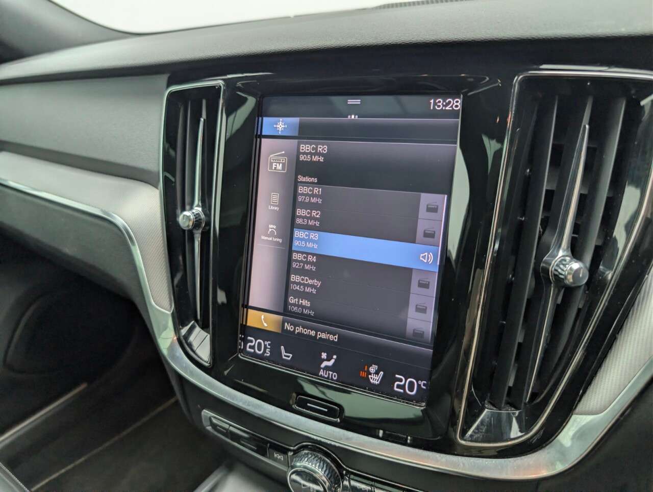 2019 VOLVO V60 2019 VOLVO V60