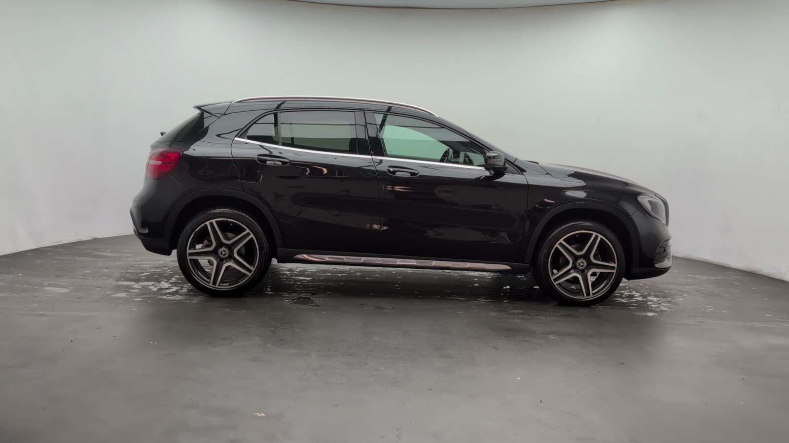 2018 MERCEDES-BENZ 180 2018 MERCEDES-BENZ 180