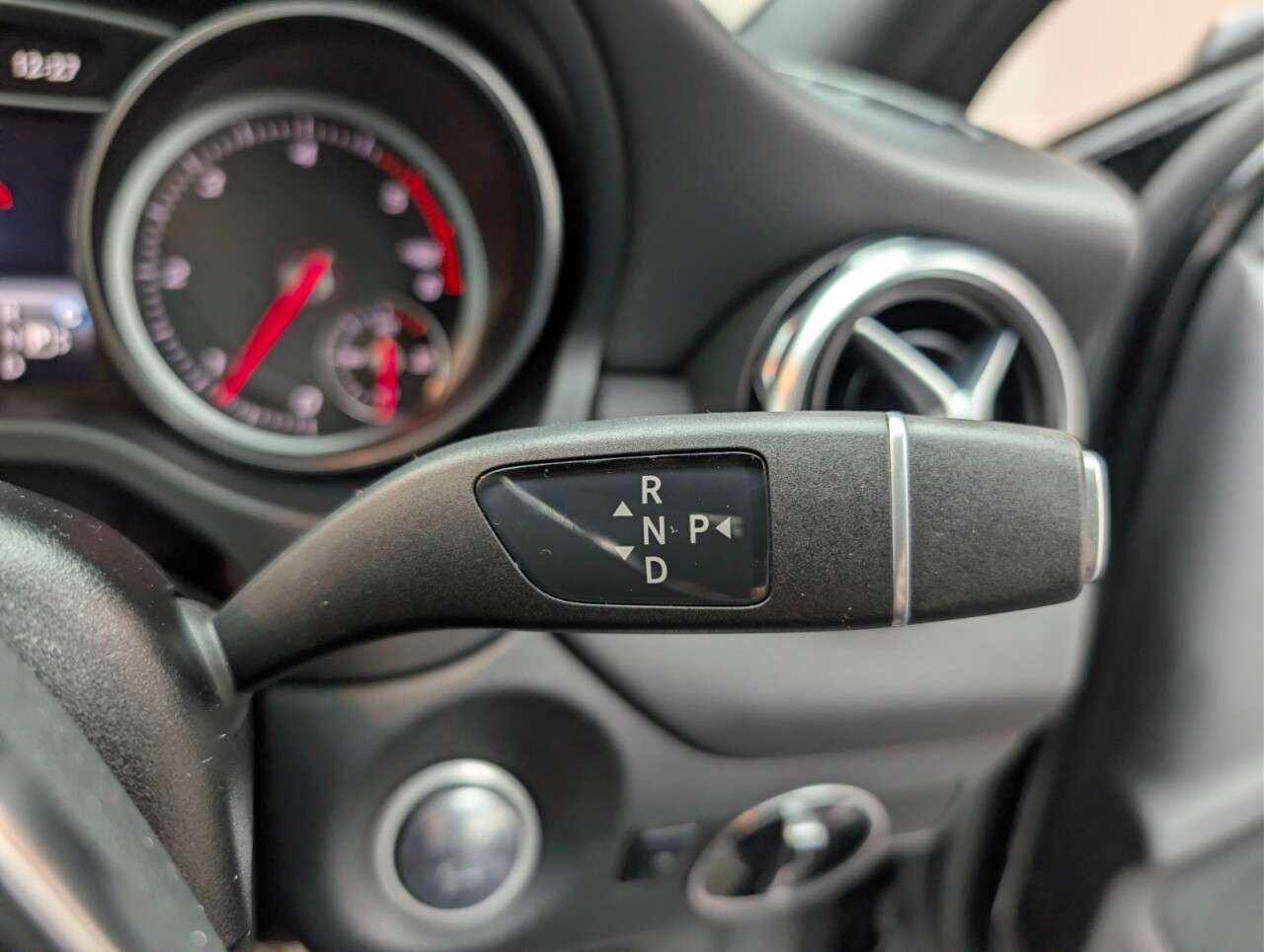 2018 MERCEDES-BENZ 180 2018 MERCEDES-BENZ 180