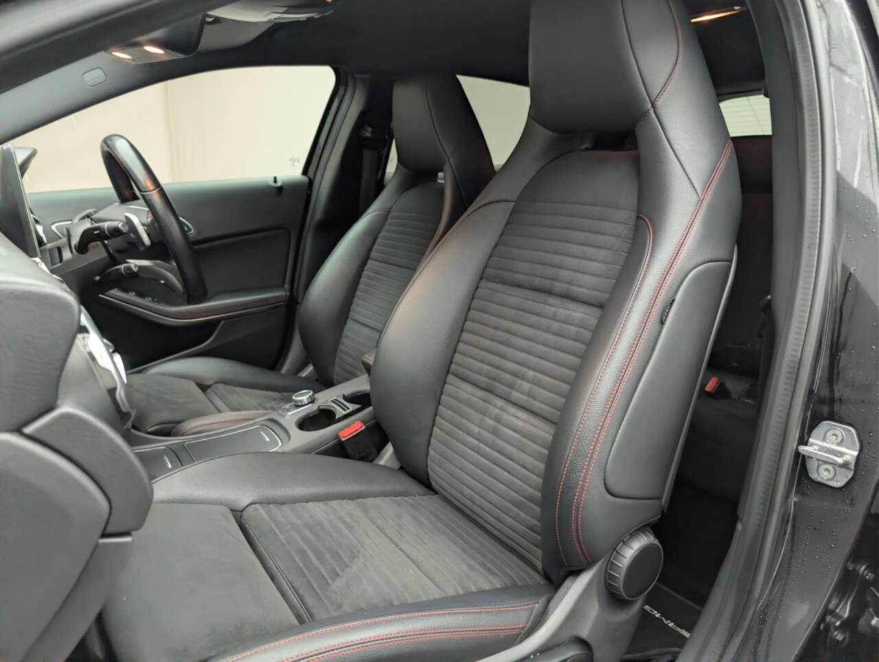 2018 MERCEDES-BENZ 180 2018 MERCEDES-BENZ 180