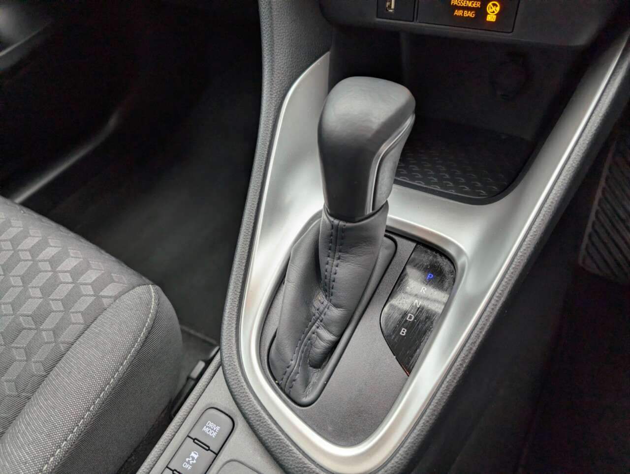 2022 TOYOTA YARIS 2022 TOYOTA YARIS