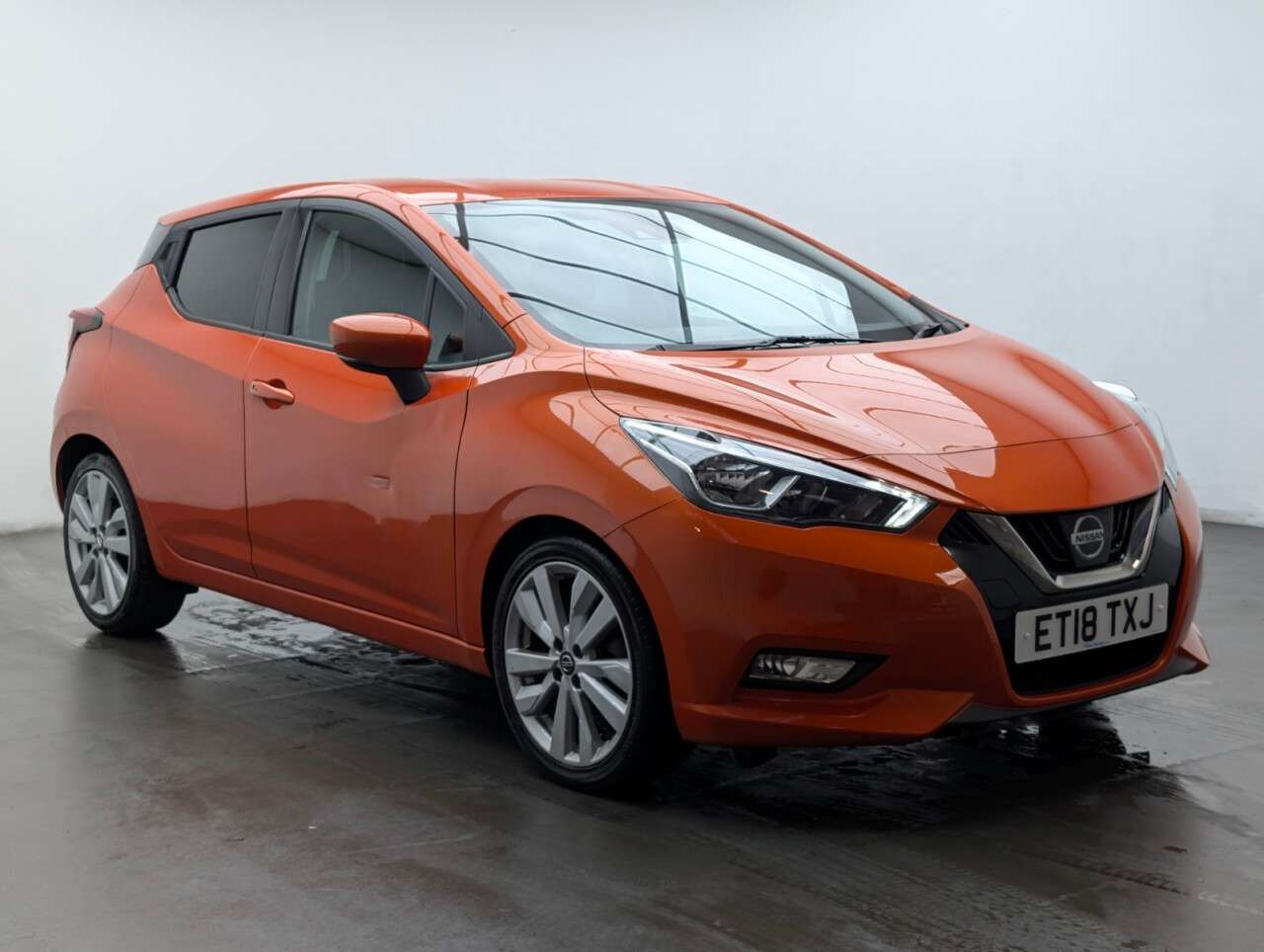 A 2018 NISSAN MICRA 0.9 IG-T Tekna Hatchback 5dr Petrol Manual Euro 6 (s/s) (90 ps) A 2018 NISSAN MICRA 0.9 IG-T Tekna Hatchback 5dr Petrol Manual Euro 6 (s/s) (90 ps)