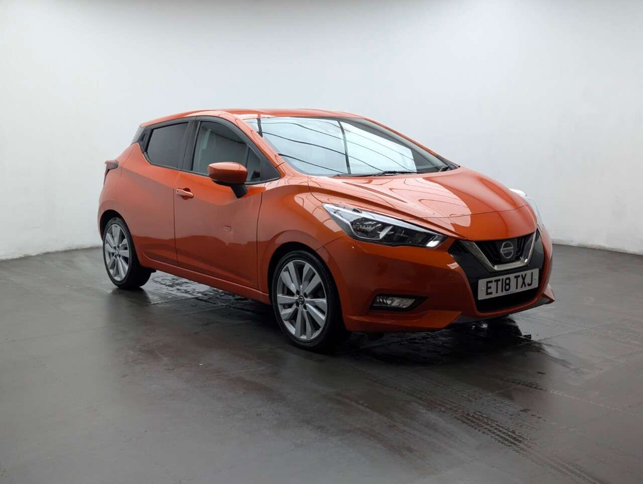 A 2018 NISSAN MICRA 0.9 IG-T Tekna Hatchback 5dr Petrol Manual Euro 6 (s/s) (90 ps) A 2018 NISSAN MICRA 0.9 IG-T Tekna Hatchback 5dr Petrol Manual Euro 6 (s/s) (90 ps)