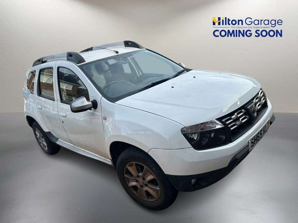 A 2015 DACIA DUSTER 1.5 dCi Laureate SUV 5dr Diesel Manual Euro 6 (s/s) (110 ps) A 2015 DACIA DUSTER 1.5 dCi Laureate SUV 5dr Diesel Manual Euro 6 (s/s) (110 ps)