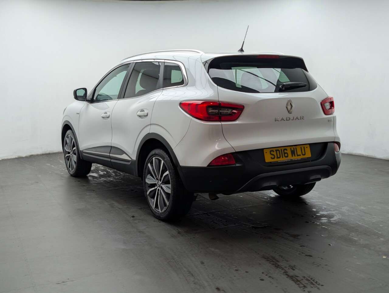 2016 RENAULT KADJAR 2016 RENAULT KADJAR