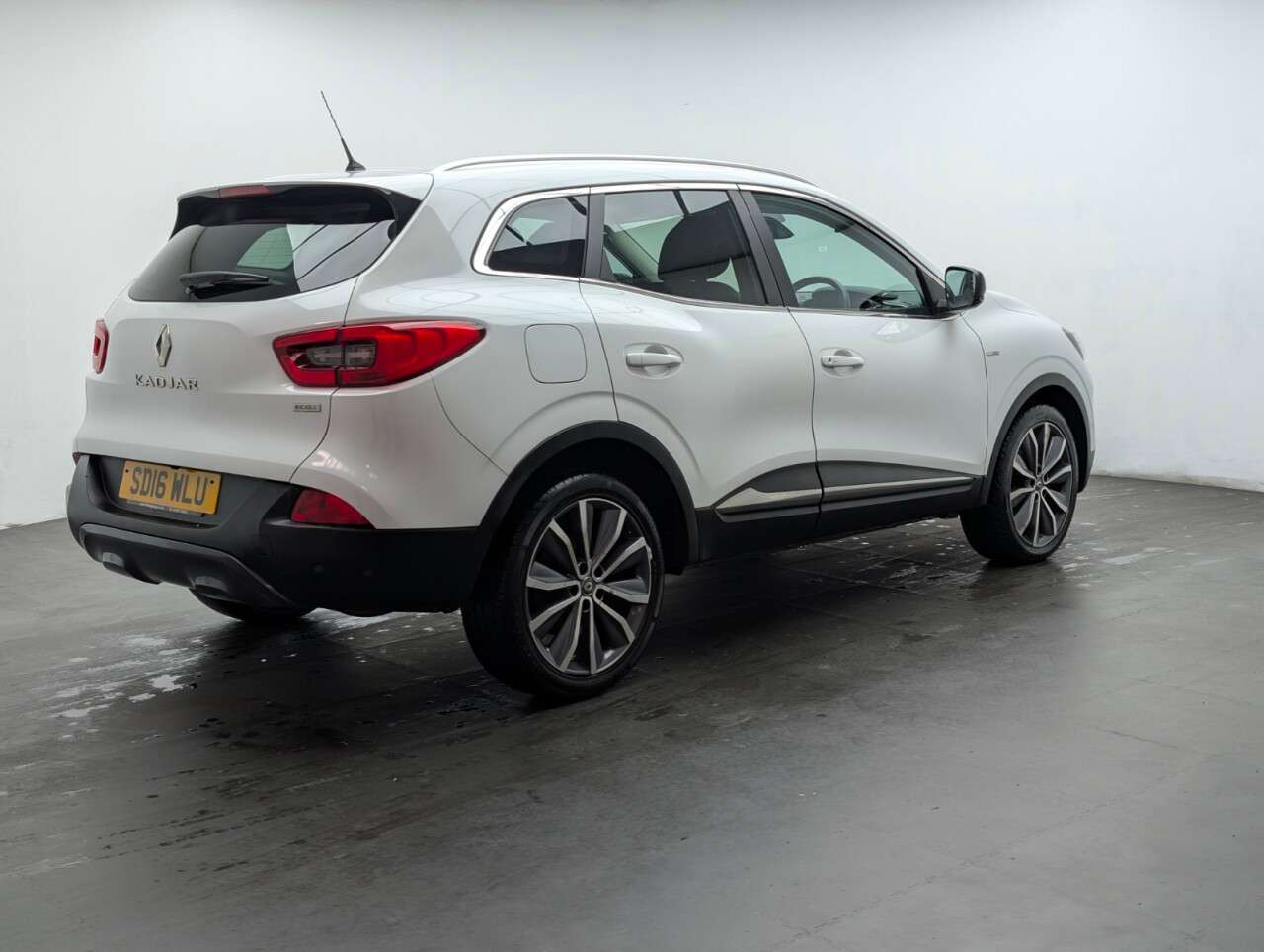2016 RENAULT KADJAR 2016 RENAULT KADJAR
