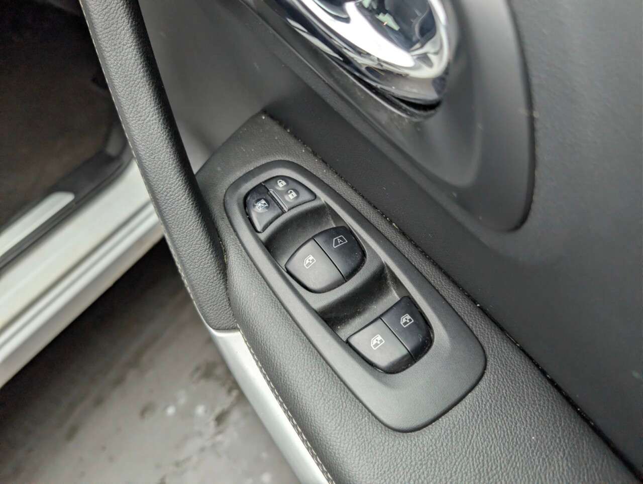 2016 RENAULT KADJAR 2016 RENAULT KADJAR