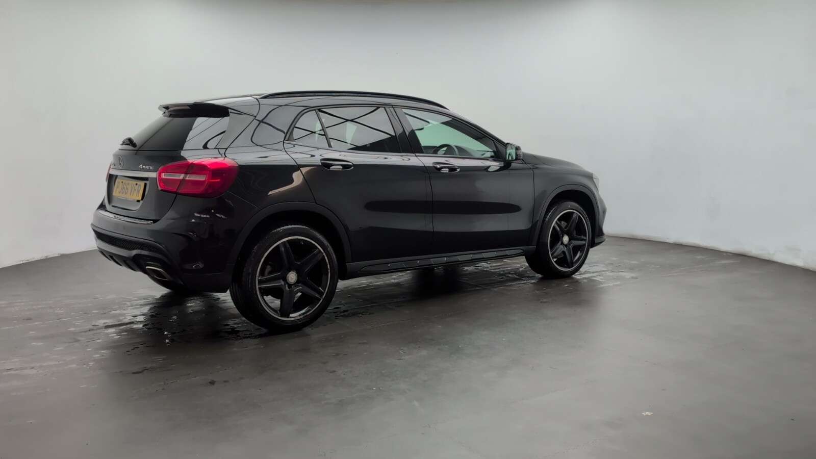 2016 MERCEDES-BENZ 180 2016 MERCEDES-BENZ 180