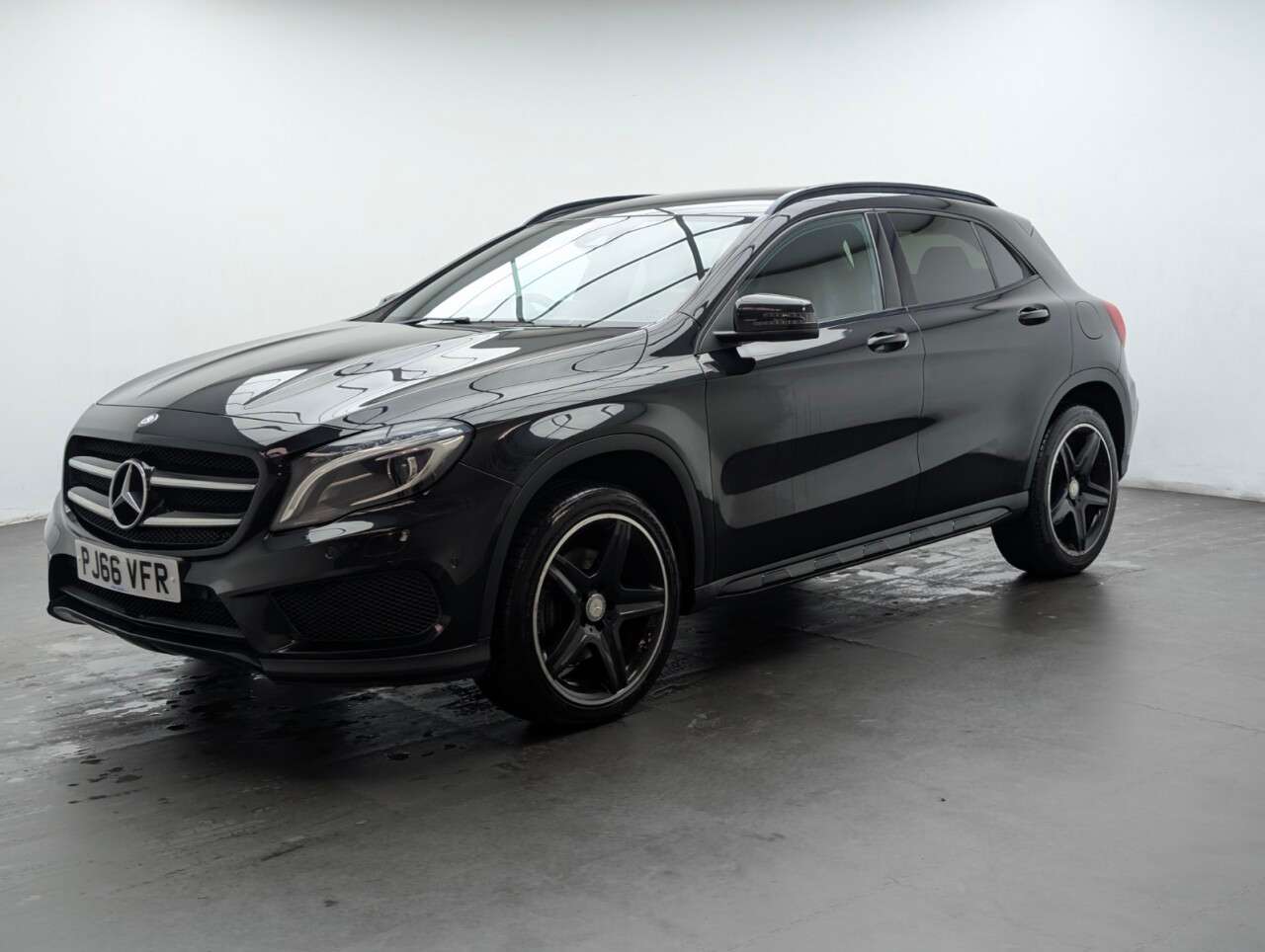 2016 MERCEDES-BENZ 180 2016 MERCEDES-BENZ 180
