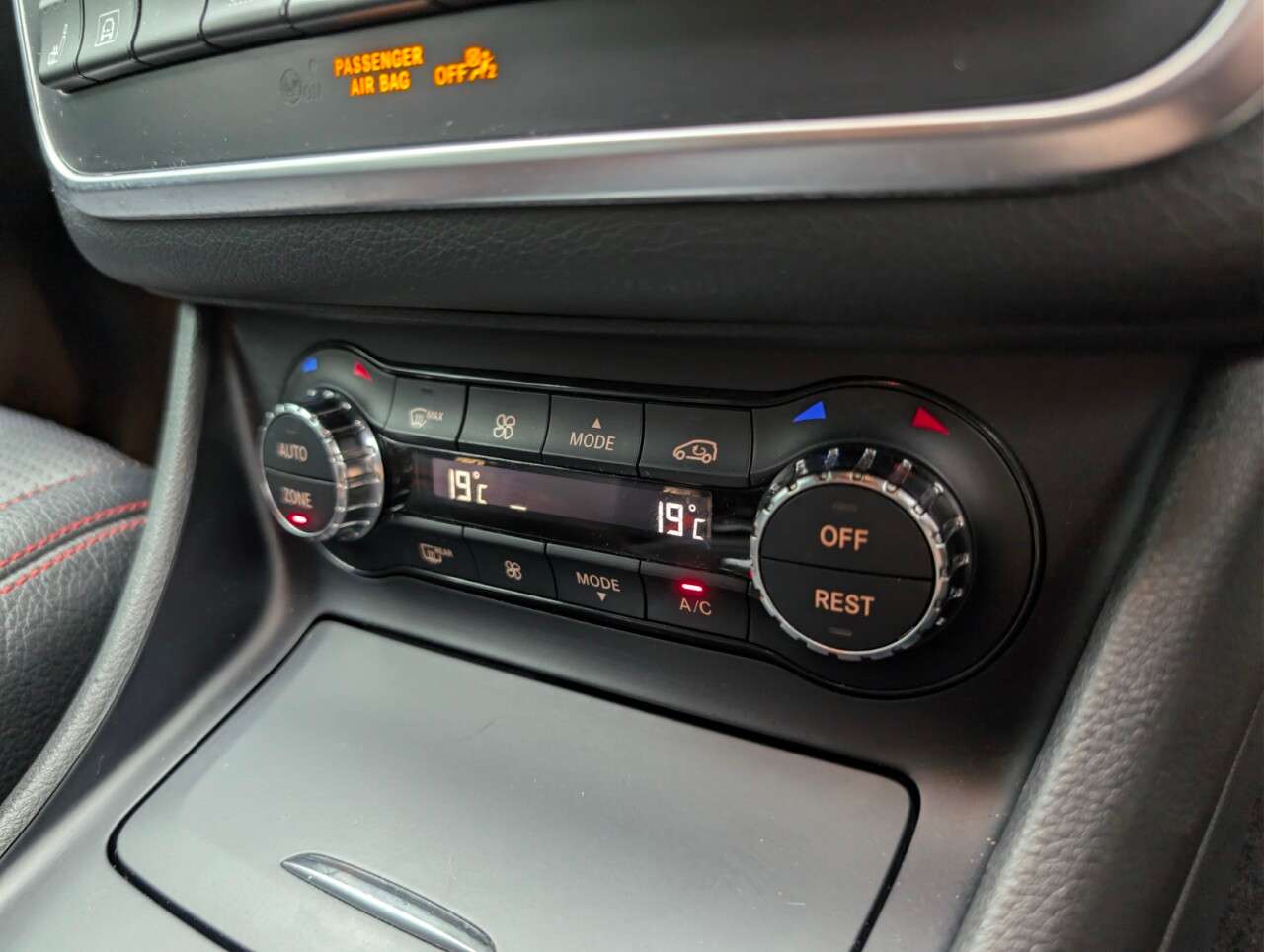 2016 MERCEDES-BENZ 180 2016 MERCEDES-BENZ 180