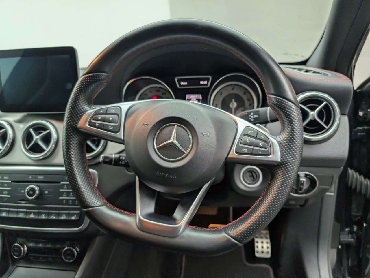 2016 MERCEDES-BENZ 180 2016 MERCEDES-BENZ 180