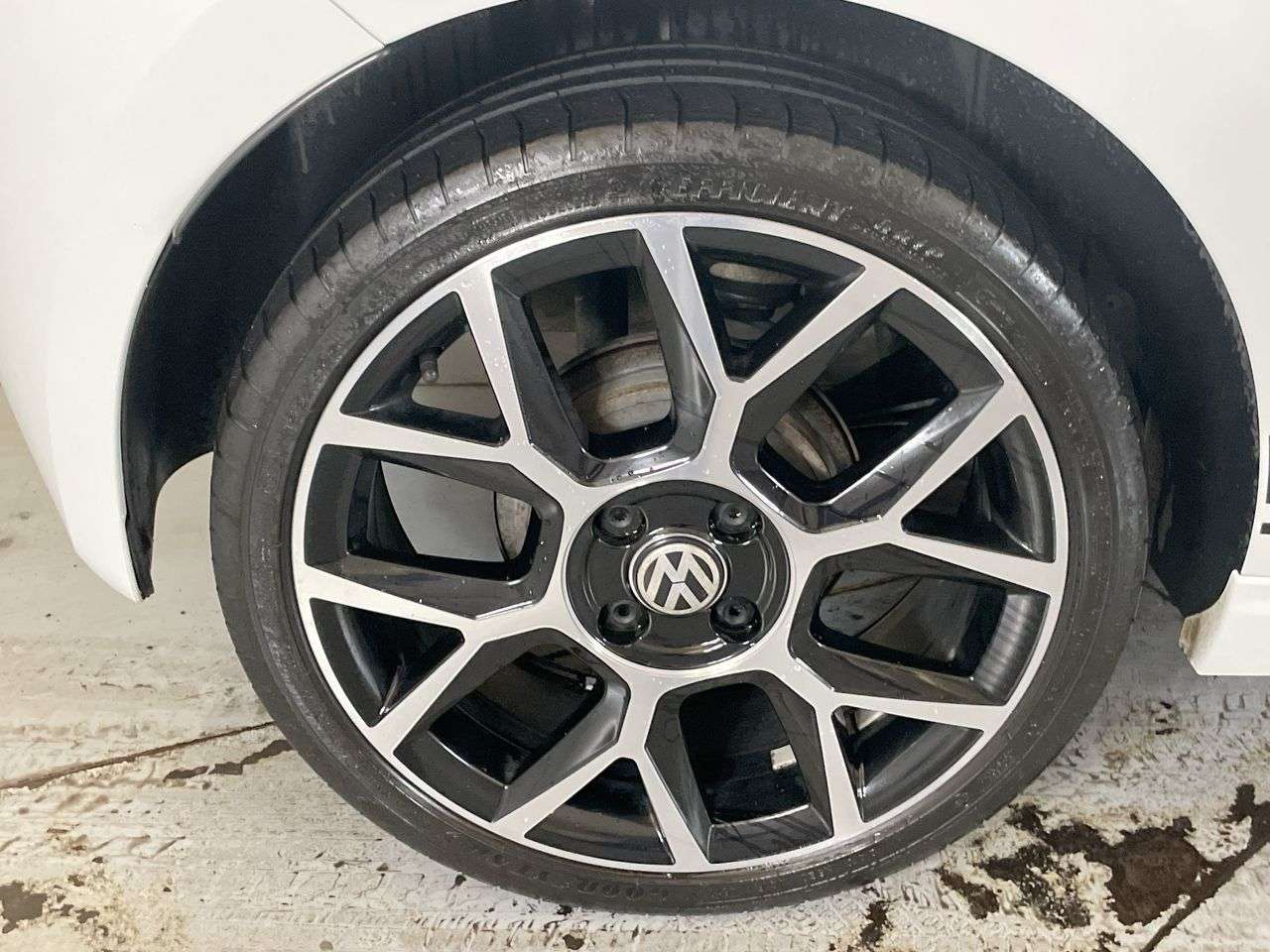 2018 VOLKSWAGEN UP! 2018 VOLKSWAGEN UP!