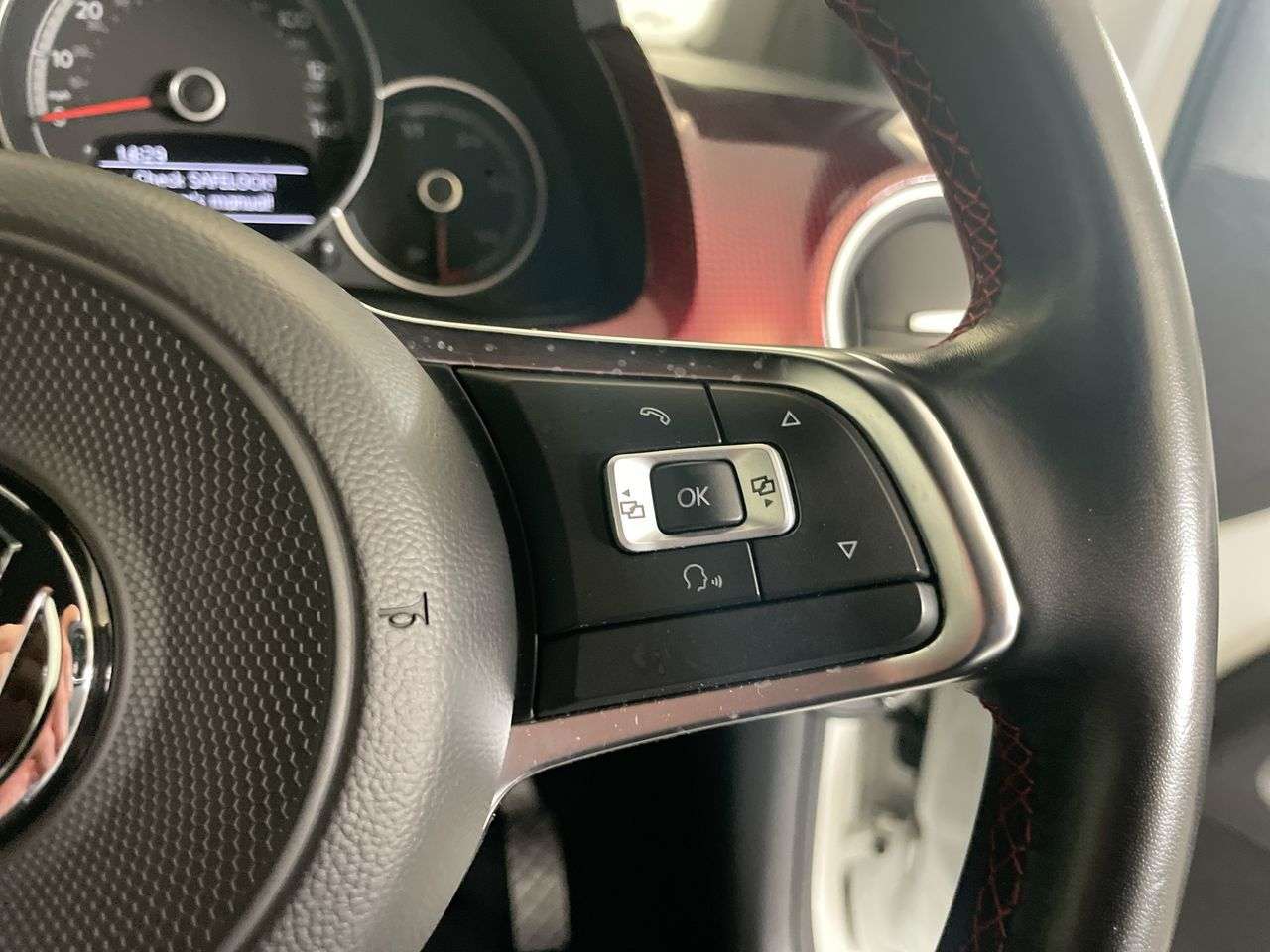 2018 VOLKSWAGEN UP! 2018 VOLKSWAGEN UP!