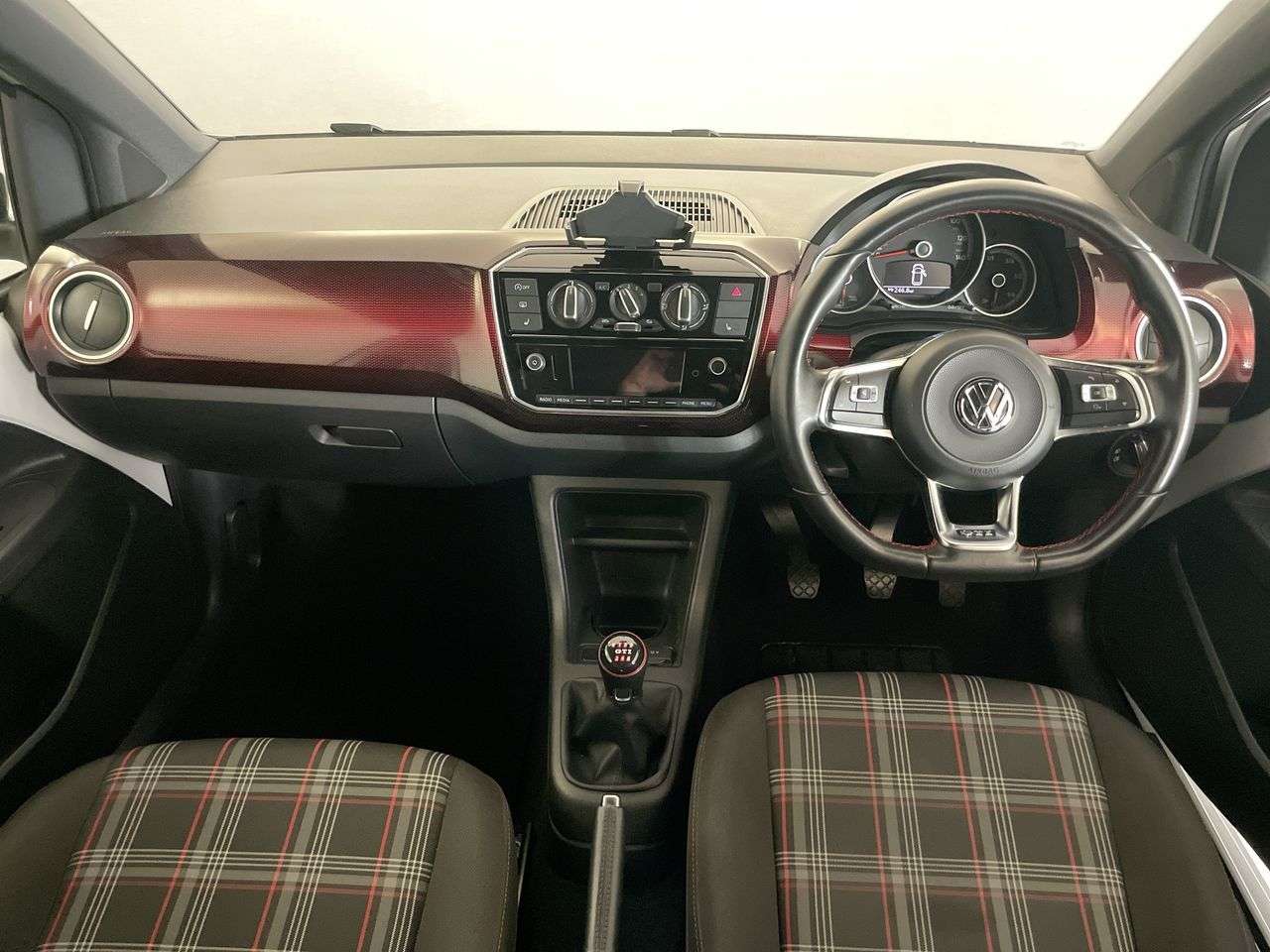 2018 VOLKSWAGEN UP! 2018 VOLKSWAGEN UP!