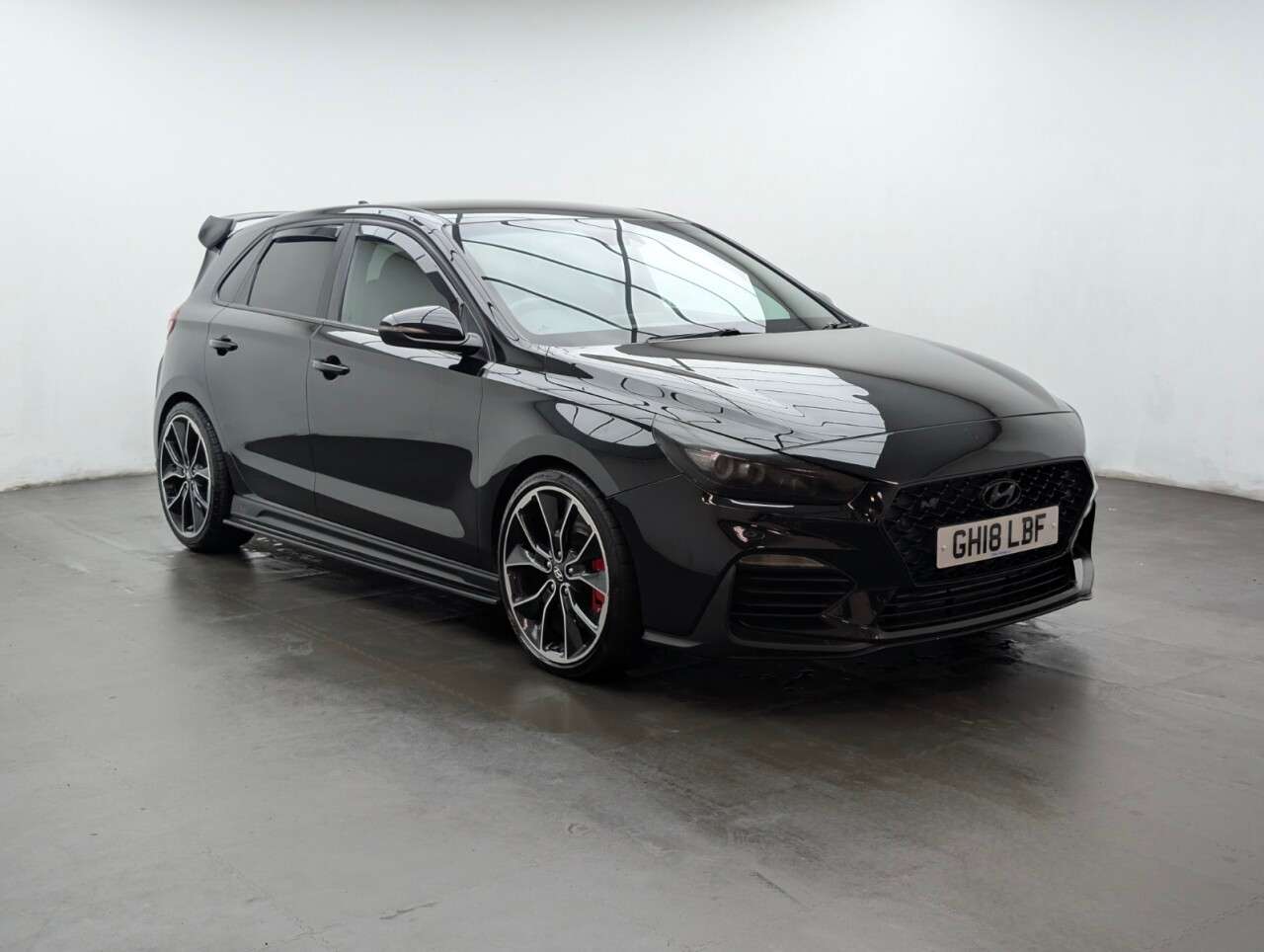 A 2018 HYUNDAI I30 2.0 T-GDi N Performance Hatchback 5dr Petrol Manual Euro 6 (s/s) (275 ps) A 2018 HYUNDAI I30 2.0 T-GDi N Performance Hatchback 5dr Petrol Manual Euro 6 (s/s) (275 ps)