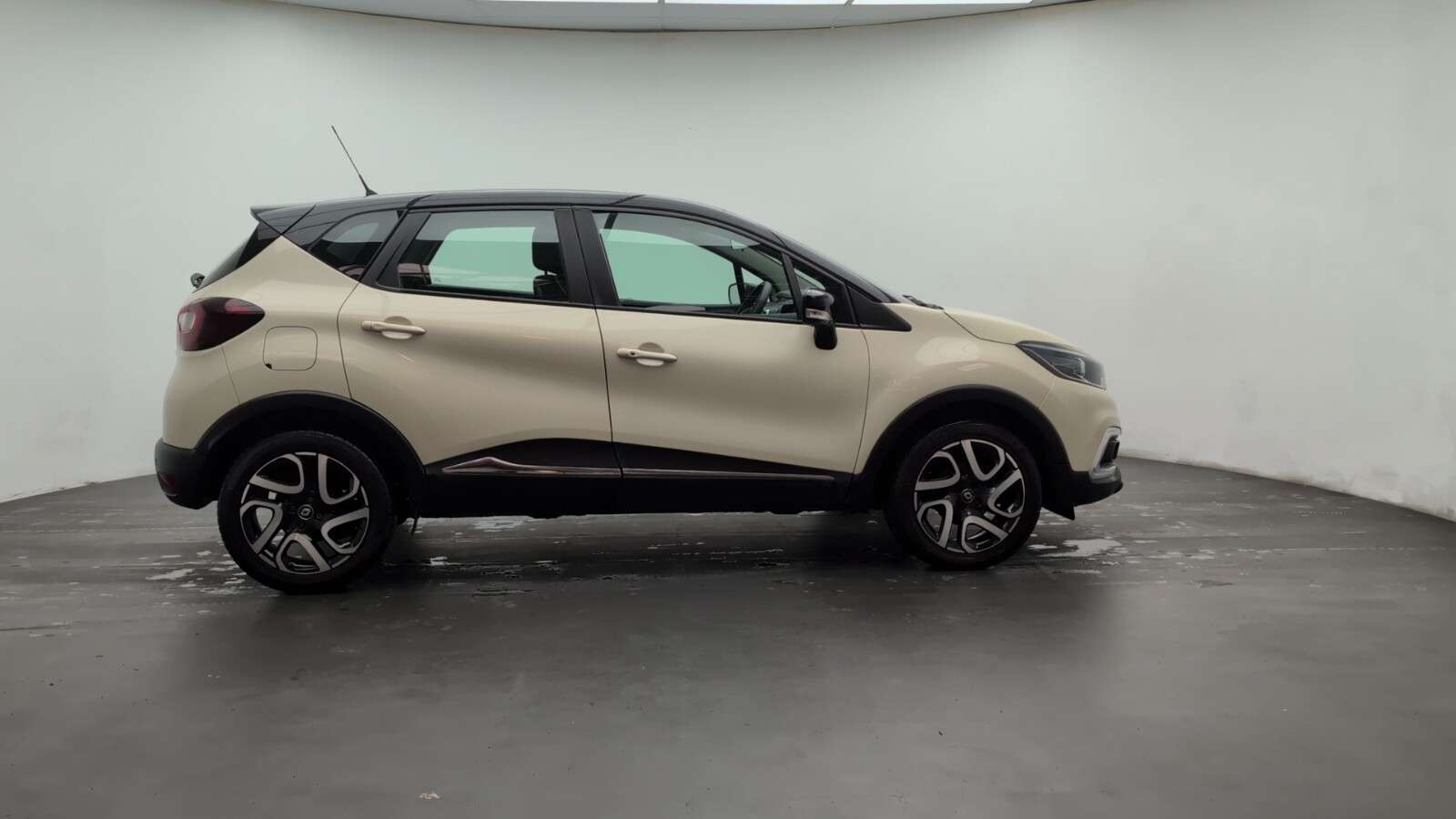2017 RENAULT CAPTUR 2017 RENAULT CAPTUR