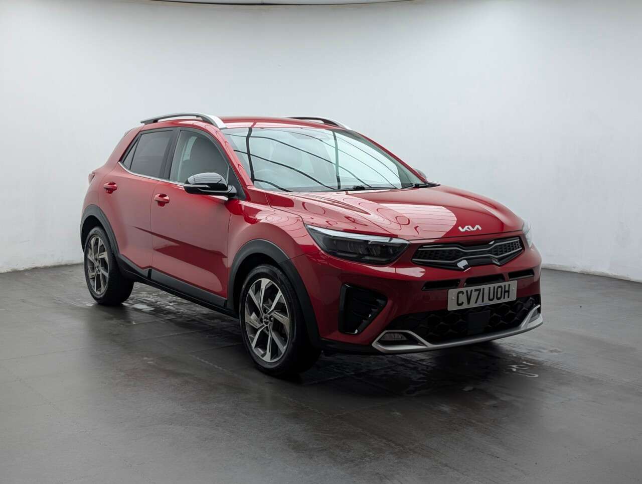 A 2021 KIA STONIC 1.0 T-GDi MHEV GT-Line SUV 5dr Petrol Hybrid DCT Euro 6 (s/s) (118 bhp) A 2021 KIA STONIC 1.0 T-GDi MHEV GT-Line SUV 5dr Petrol Hybrid DCT Euro 6 (s/s) (118 bhp)